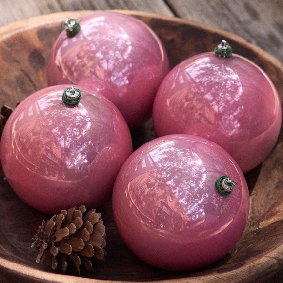 Pearlescent XL Shatterproof Ornemants - Picture 8 of 10